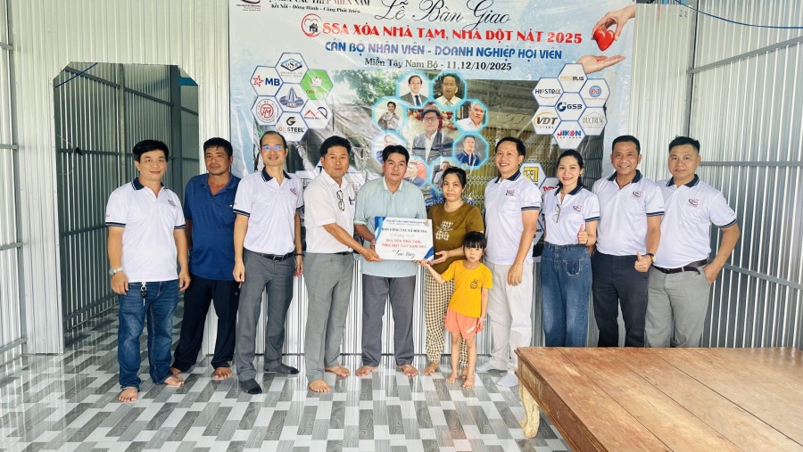 ​​LỄ BÀN GIAO CHƯƠNG TRÌNH "SSA XÓA NHÀ TẠM, NHÀ DỘT NÁT 2025"