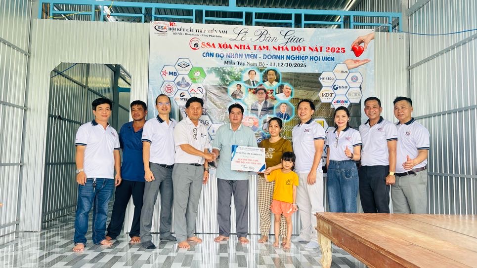 LỄ BÀN GIAO CHƯƠNG TRÌNH "SSA XÓA NHÀ TẠM, NHÀ DỘT NÁT 2025"